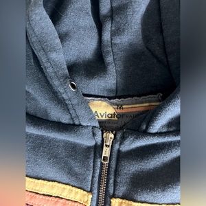 Aviator Nation hoodie with zipper.